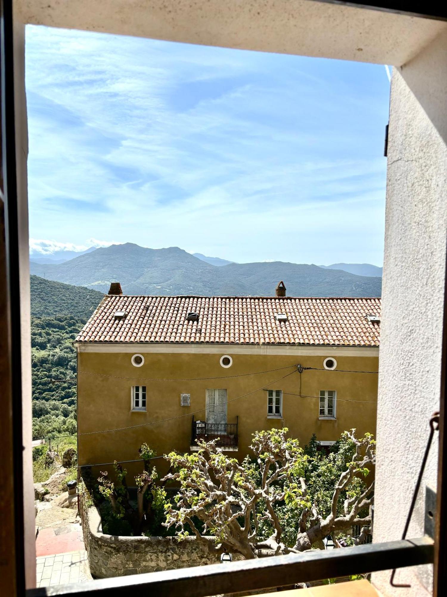 Hoetel U Santa Maria Olmeto  Rum bild