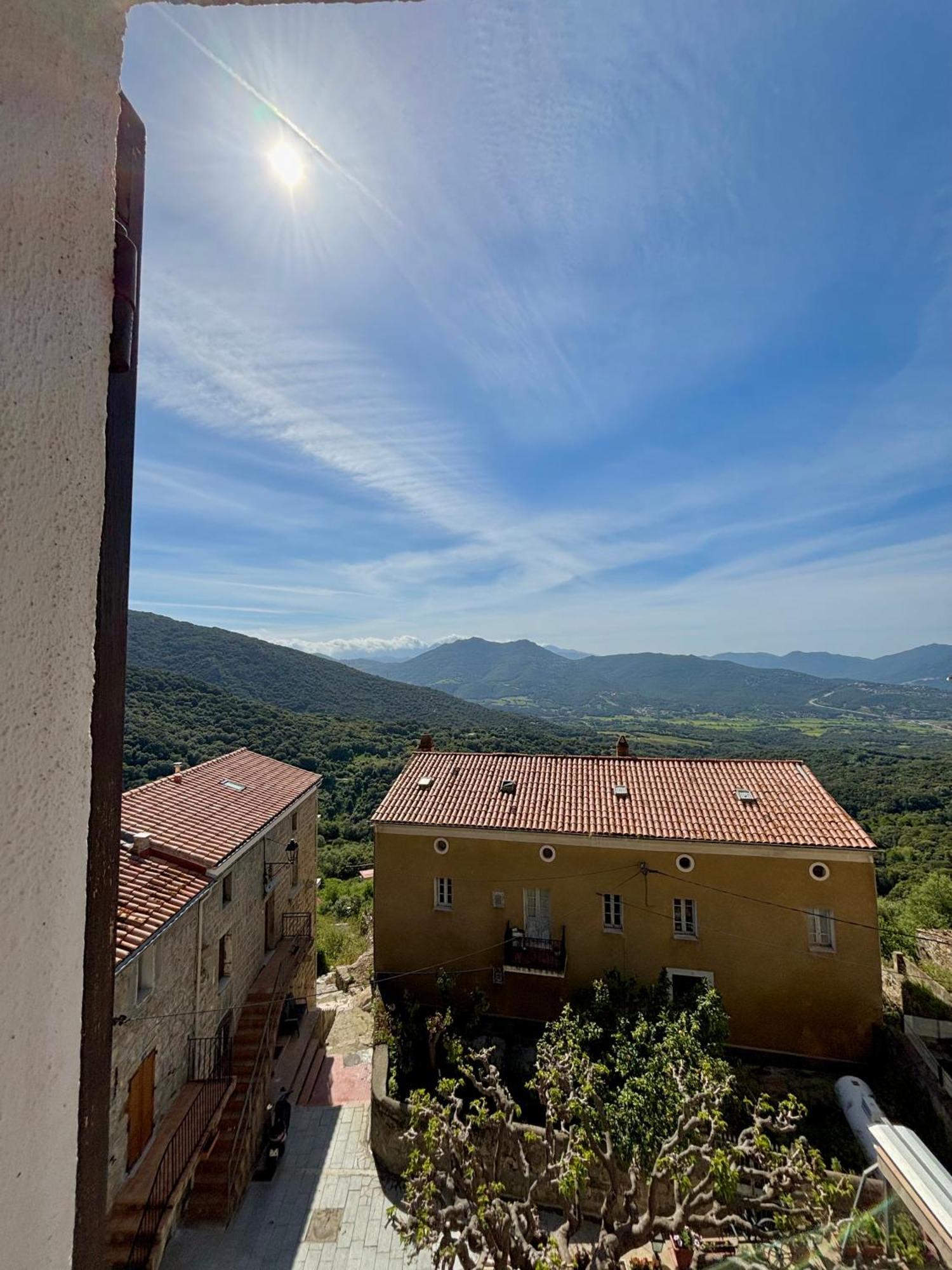 Hoetel U Santa Maria Olmeto  Rum bild
