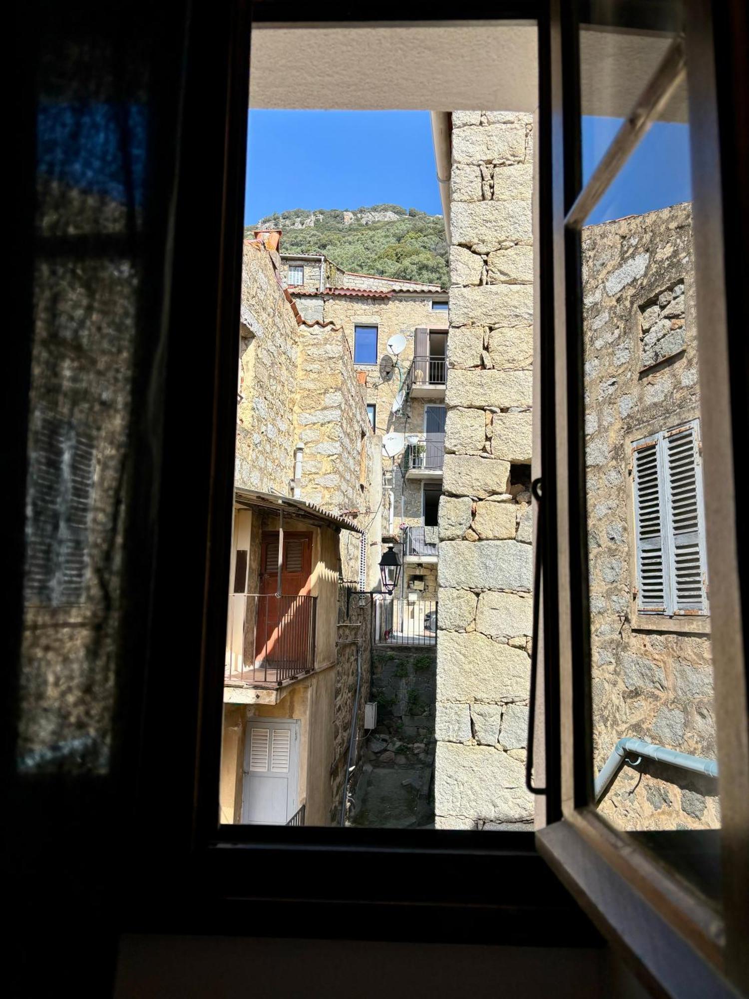Hoetel U Santa Maria Olmeto  Rum bild