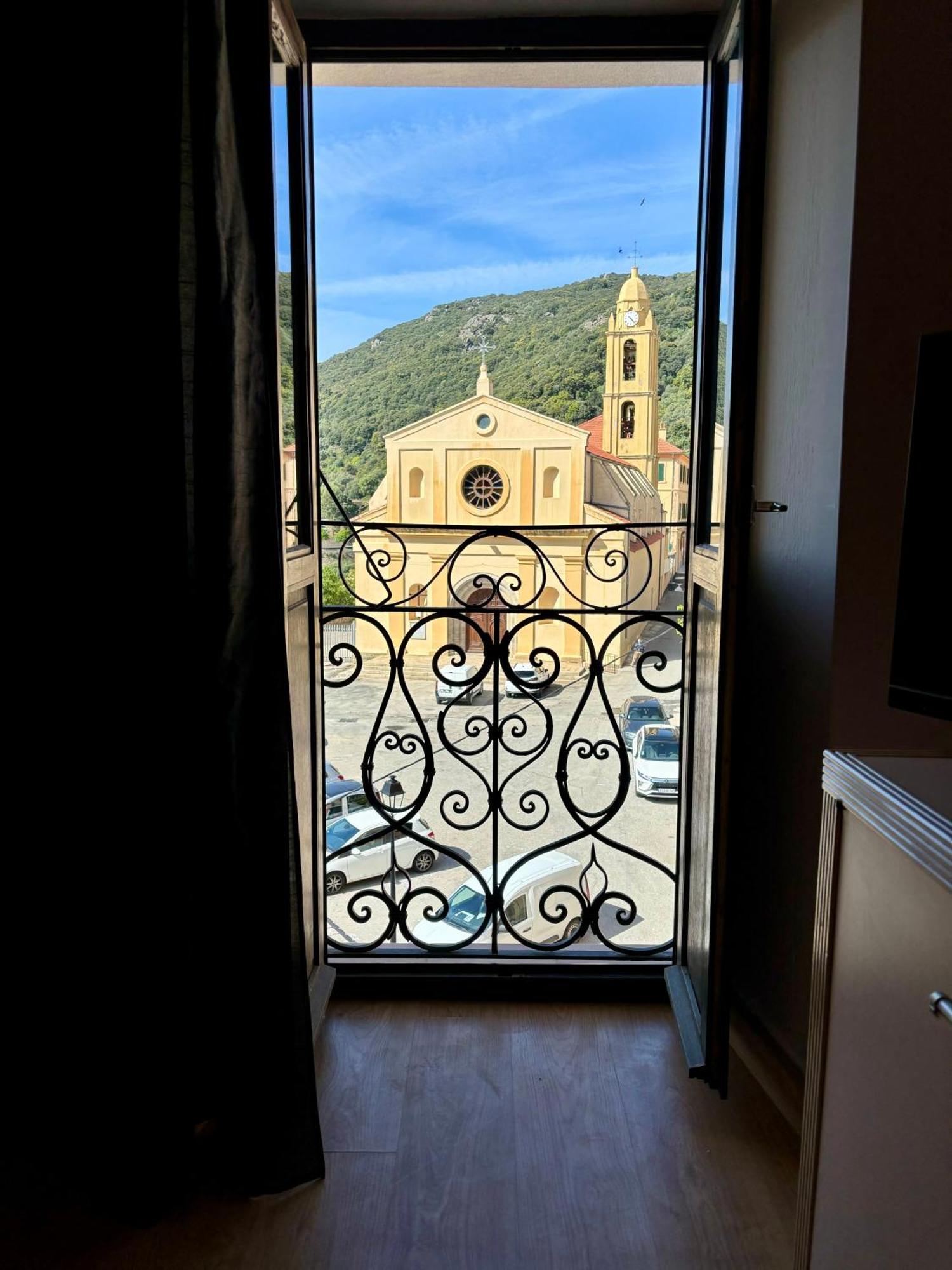 Hoetel U Santa Maria Olmeto  Rum bild