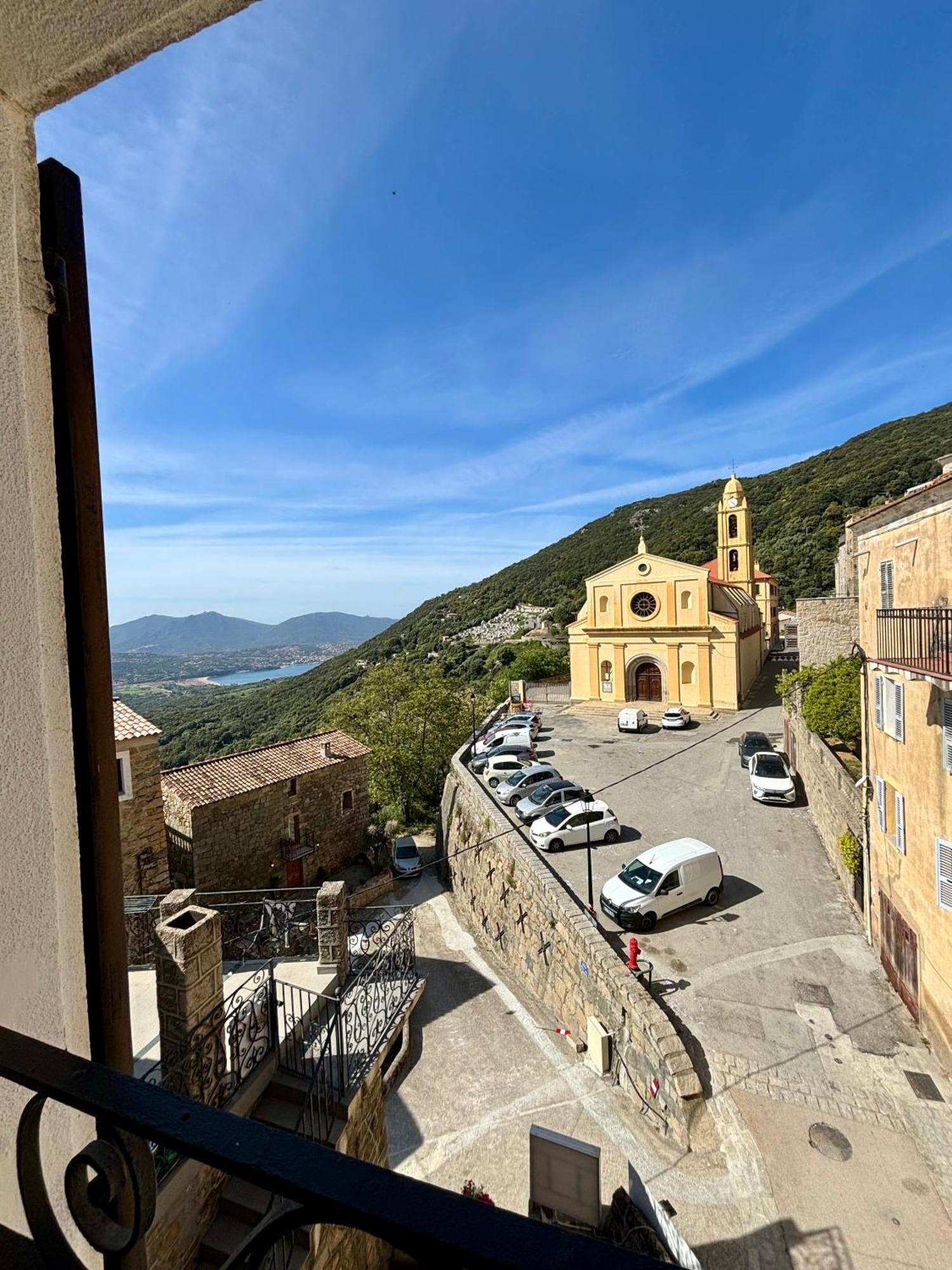 Hoetel U Santa Maria Olmeto  Rum bild